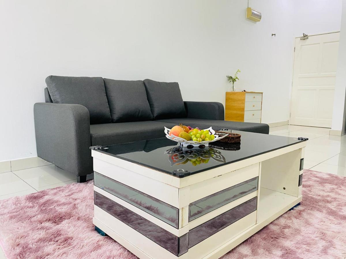 Cozy 1-10 Pax 4Qbeds 2Sbeds Shah Alam Sec7, I-City Exterior photo