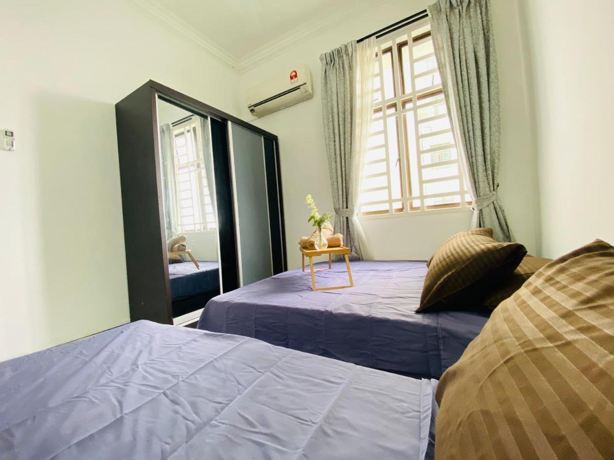 Cozy 1-10 Pax 4Qbeds 2Sbeds Shah Alam Sec7, I-City Exterior photo