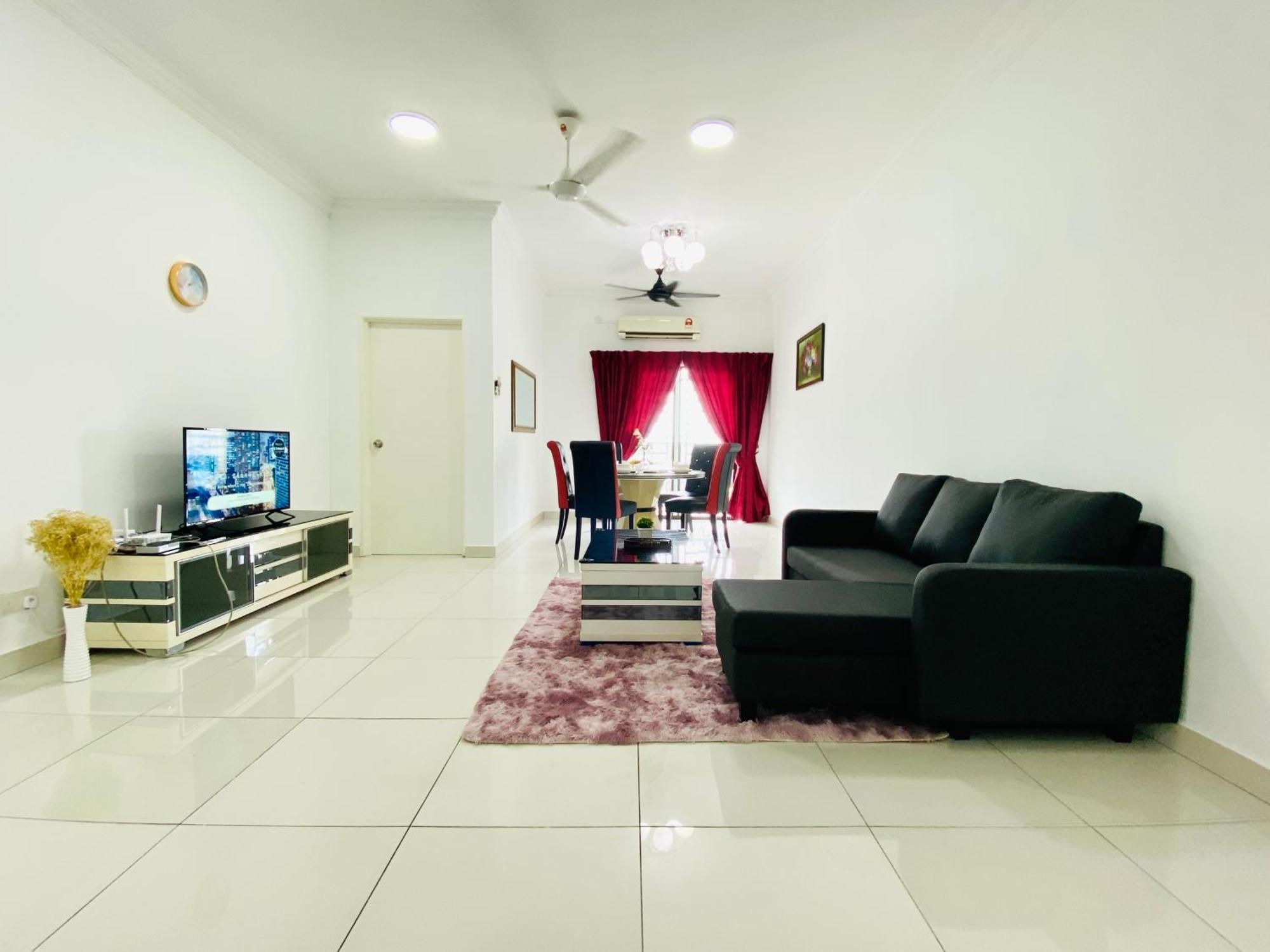 Cozy 1-10 Pax 4Qbeds 2Sbeds Shah Alam Sec7, I-City Exterior photo